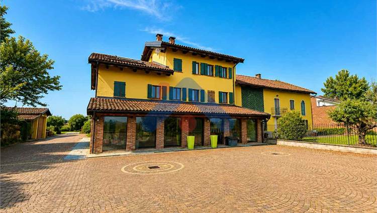 Vista frontale Villa